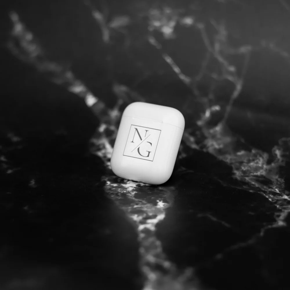Gravera dina AirPods 1 och 2 - Personlig Gravyr med Fri Frakt - Bild 2