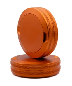Snusdosa i orange aluminium som kan graveras med egen personlig design