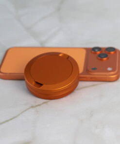 Alternative view of Snusdosa med Gravyr i Aluminium - Orange