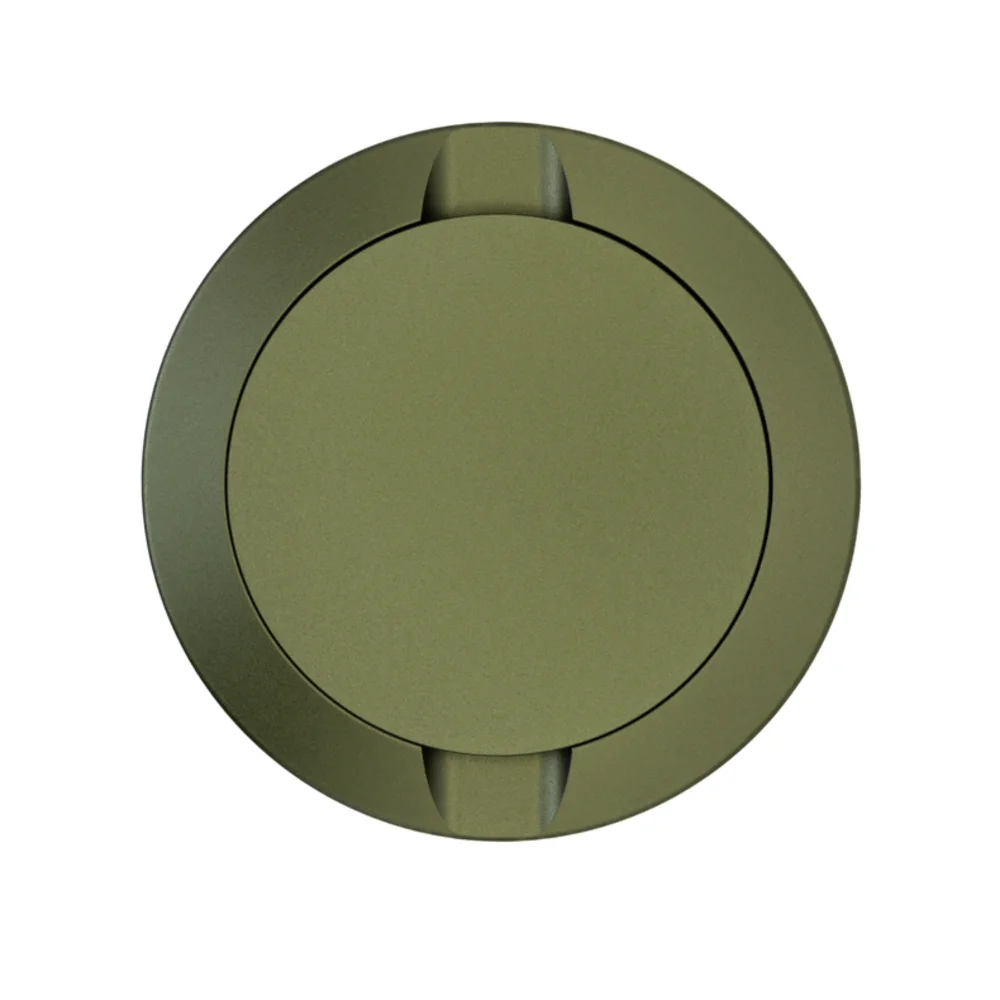 Djup sammetsgrön finish och din egen gravyr. Välj namn, datum eller ett motiv och bygg din unika design. Sammetsgrön snusdosa i aluminium för egen gravyr på locket